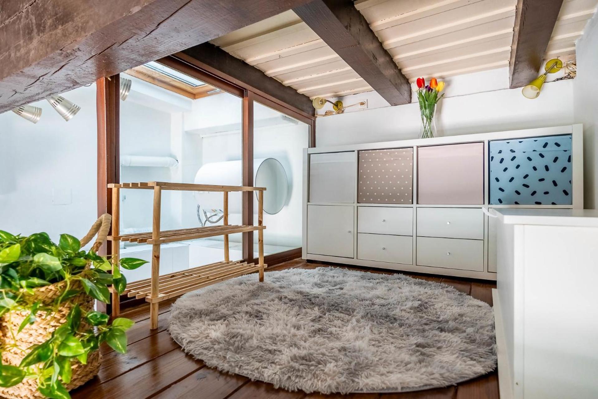 Comfy Away - Estudio En Patio De Vecinos En Las Setas Seville Luaran gambar